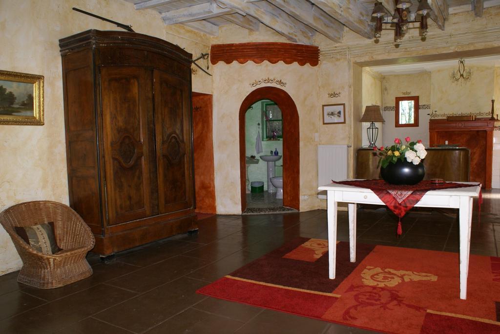 Chateau Barbe Bed and Breakfast Lannemezan Zewnętrze zdjęcie